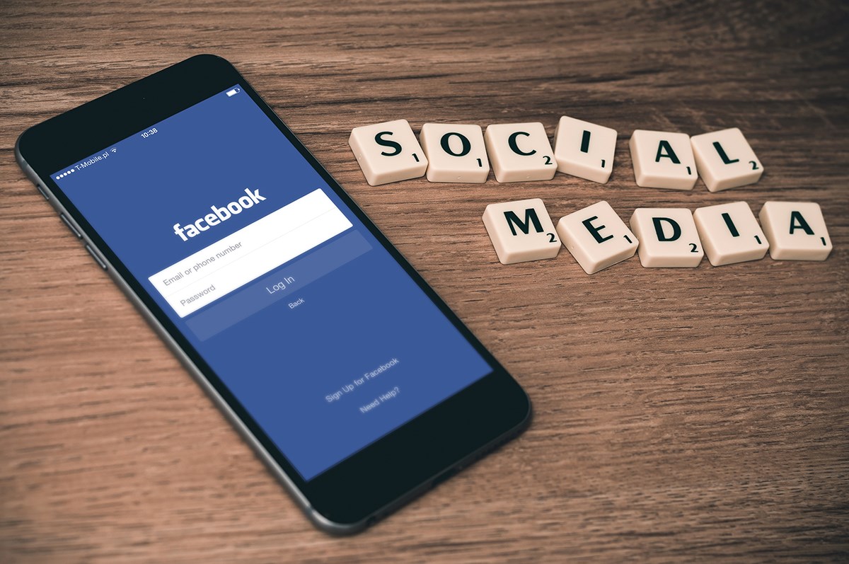 Ingeniux Blog Effective Web Experiences Pt. 8: Alerts, Chats, and Social Media 